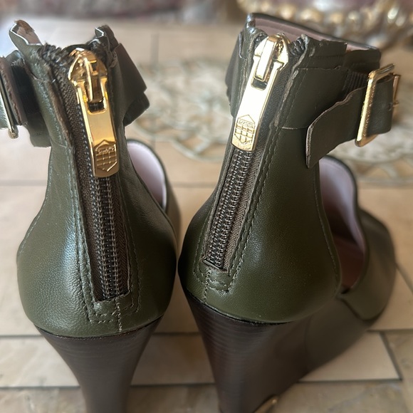 Vince Camuto sandal very very good condition used like twice size 6 - Picture 6 of 14